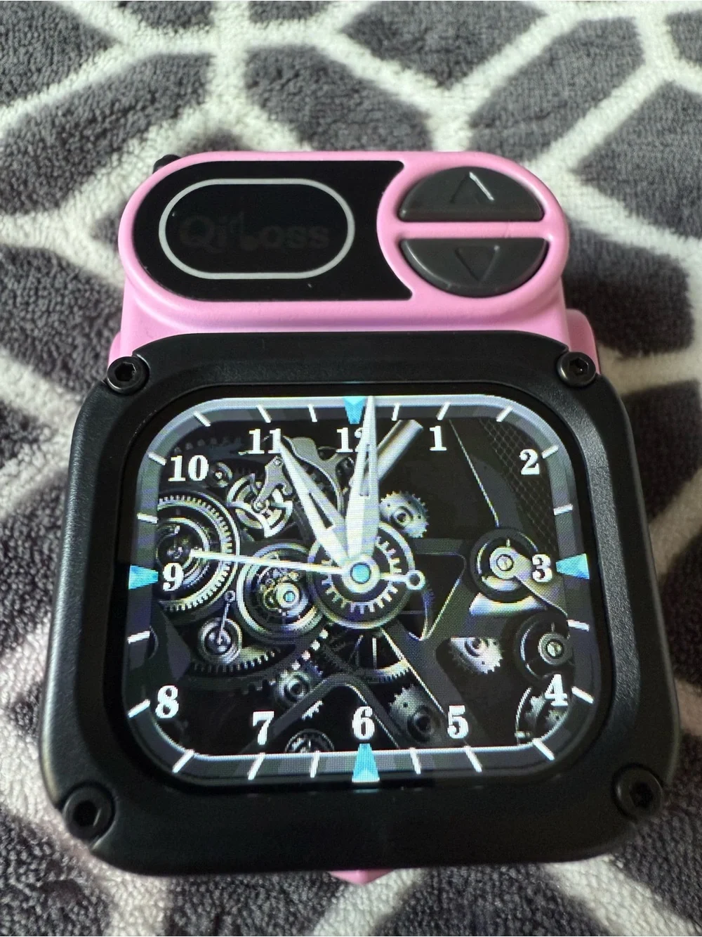 Pink Metal Bluetooth Speaker with Screen